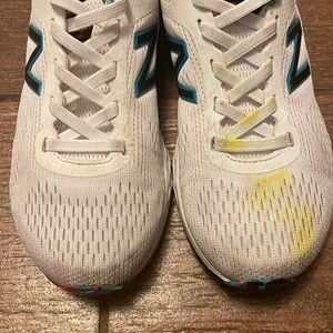 SOLD 🔴 New Balance kids running shoes